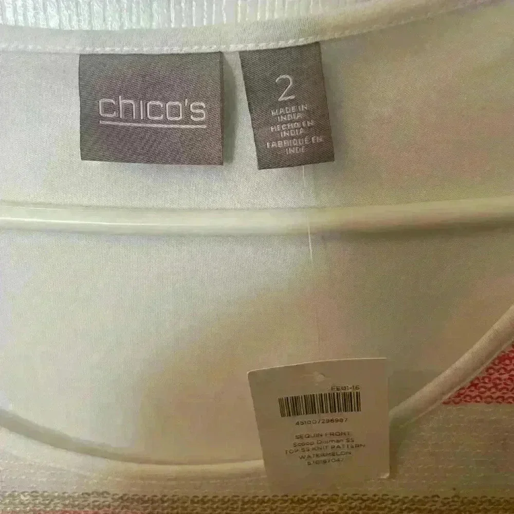 Chicos top size Small